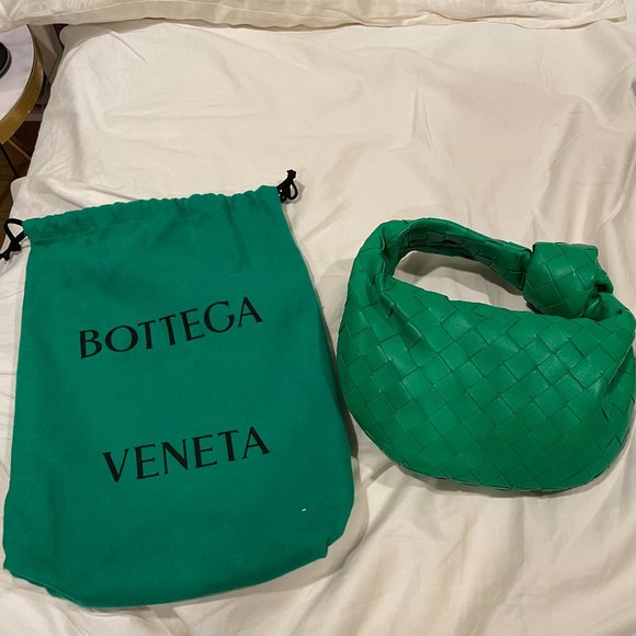 Bottega Veneta mini Jodie Leather bag parakeet green color Intrecciato design - Picture 3 of 12